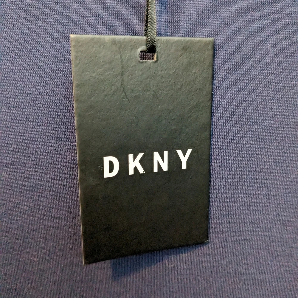 DKNY, NEW, shirt with sheer bottom, size XL, FINAL PRICE DROP 💧💧💧💧 - Picture 2 of 8